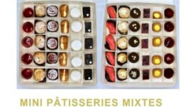 A picture of a box of pastries from above, with the words 'Mini Patisseries Mixtes' underneath.