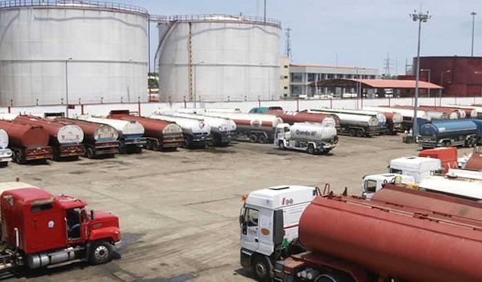 Tanker drivers, Lagos govt meet over strike action on alleged extortion