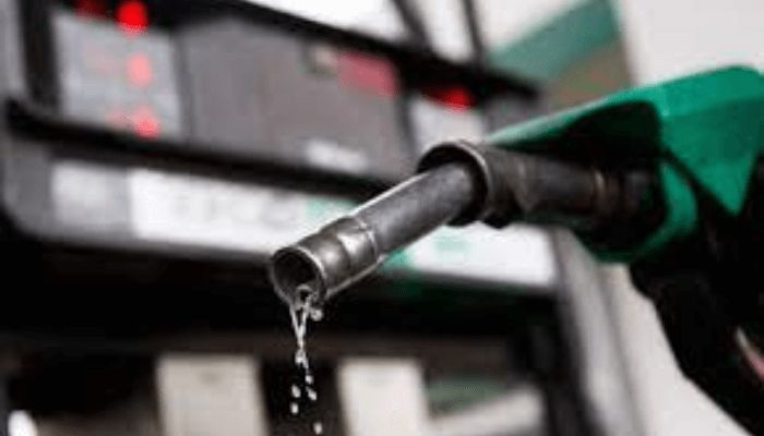 NNPC’s petrol now N860/litre as price war heightens