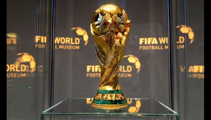 FIFA-world-cup-trophy