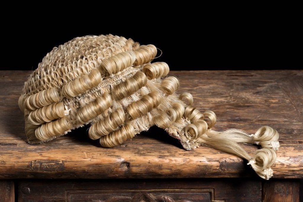 Lawyer's wig