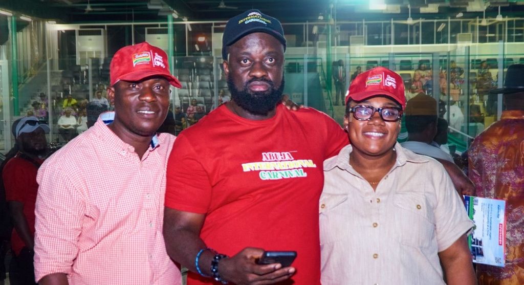 L-R: Akinyemi Ayobami, Regional Marketing Manager, Indomie Instant Noodles; Kehinde Adegbite (Mallam Yankee) CEO of Abuja International Carnival; Oluwaponmile Alabi, Marketing Manager, Indomie Instant Noodles, at the Abuja Carnival Opening Ceremony at Eagle Square on Saturday 24th November, in Abuja.