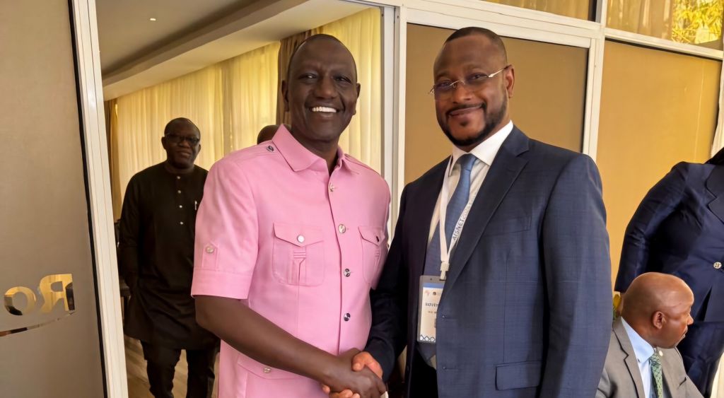 Governor Dauda Lawal (R) exchanging pleasantries with the Kenyan President, Williams Ruto during the AfsNET conference in Kisumu, Kenya.