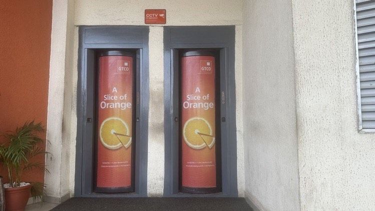 Existing entrance at the bank branch. [PHOTO CREDIT: Mr Somorin]