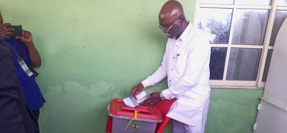 Gov Aiyedatiwa casting vote