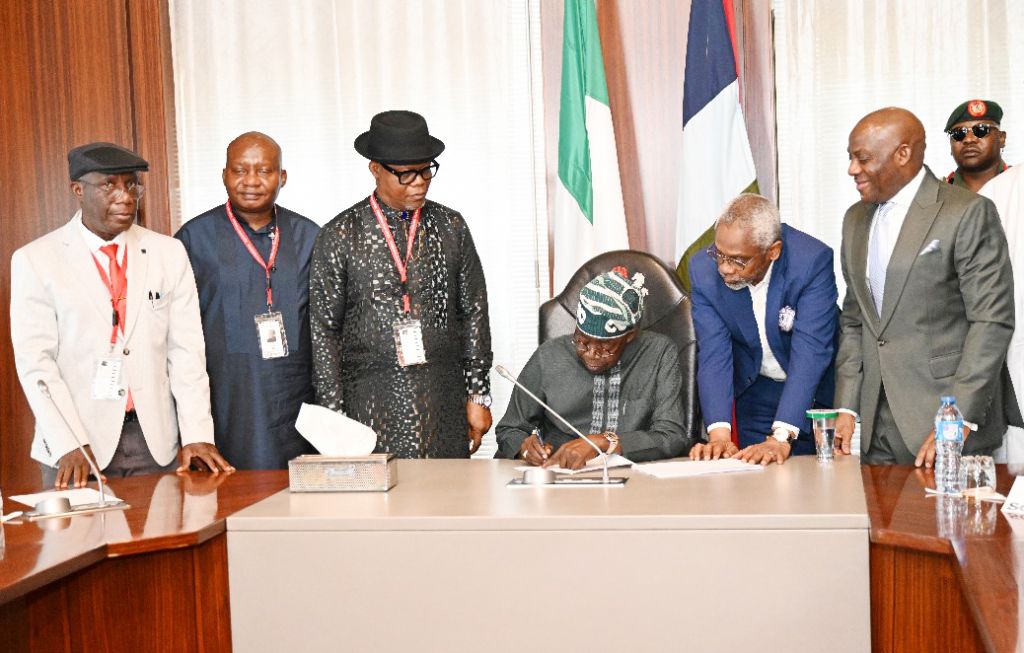 SIGNING OF BILL 2: From left: Former Vice Chancellor, University of Port Harcourt, Prof Don Baridan; Chairman House Committee on Host Communities, Hon. Dumnamene Dekor; Senator Representing River South-East Senatorial District, Senator Barry Mpigi; President Bola Ahmed Tinubu; Chief of State to the President, Femi Gbajabiamila; Minister of Education, Dr Olatunji Alausa and National Security Adviser (NSA), Mallam Nuhu Ribadu, during the signing of the Establishment of Federal University of Environmental Technology Bill 2024 into law held at the Presidential Villa Abuja on Monday.