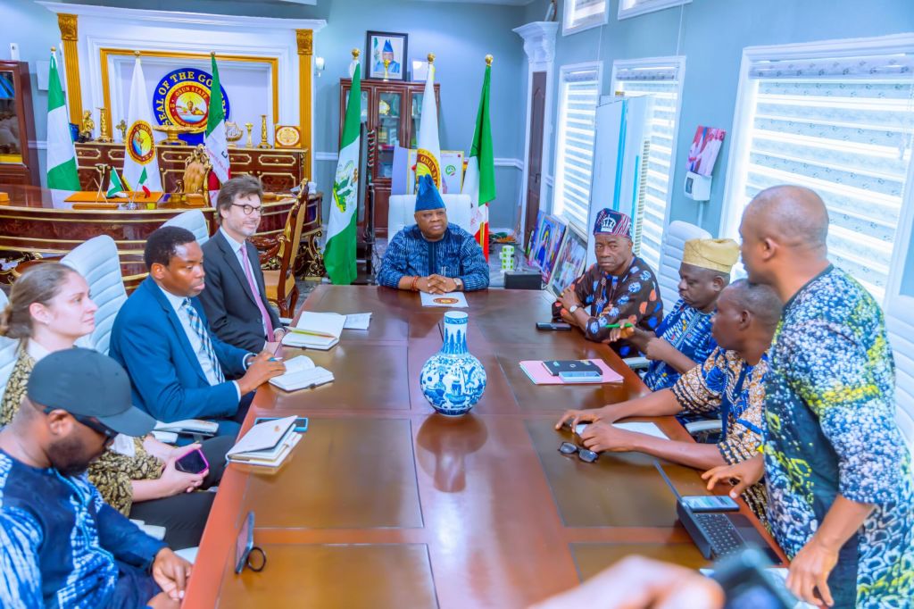 Governor Ademola Adeleke while receiving top diplomats led by the British Deputy High Commissioner, Jonny Baxter