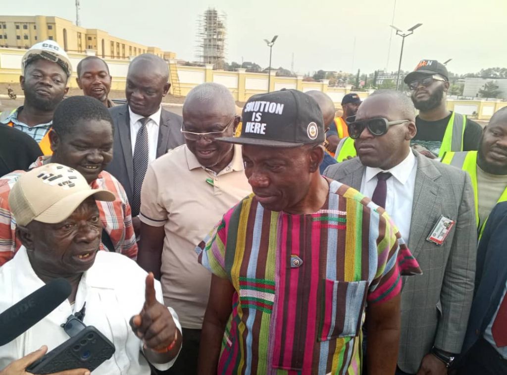 Gov Soludo with the visiting members of Late Senator Ifeanyi Ubah Media Team