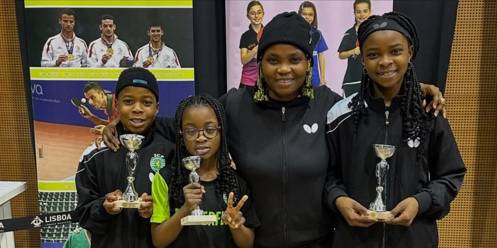 Aruna Quadri's family (Photo Credit Ganiyat Aruna Facebook Page)