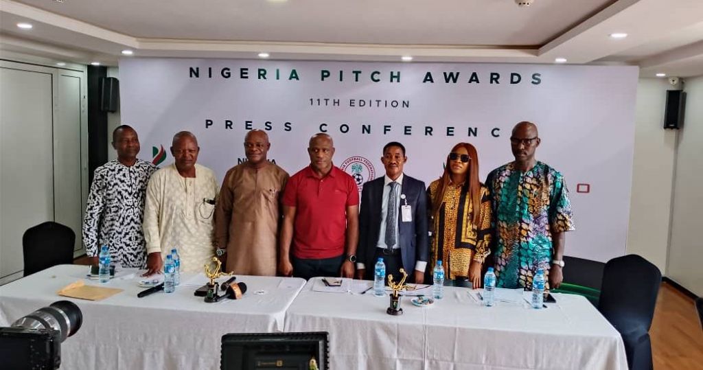 Nigeria Pitch Award President Shina Philips (Middle) flanked by other dignitaries at the Press Conference