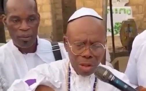 Nigerian bishop who conducted tongue-to-tongue anointing