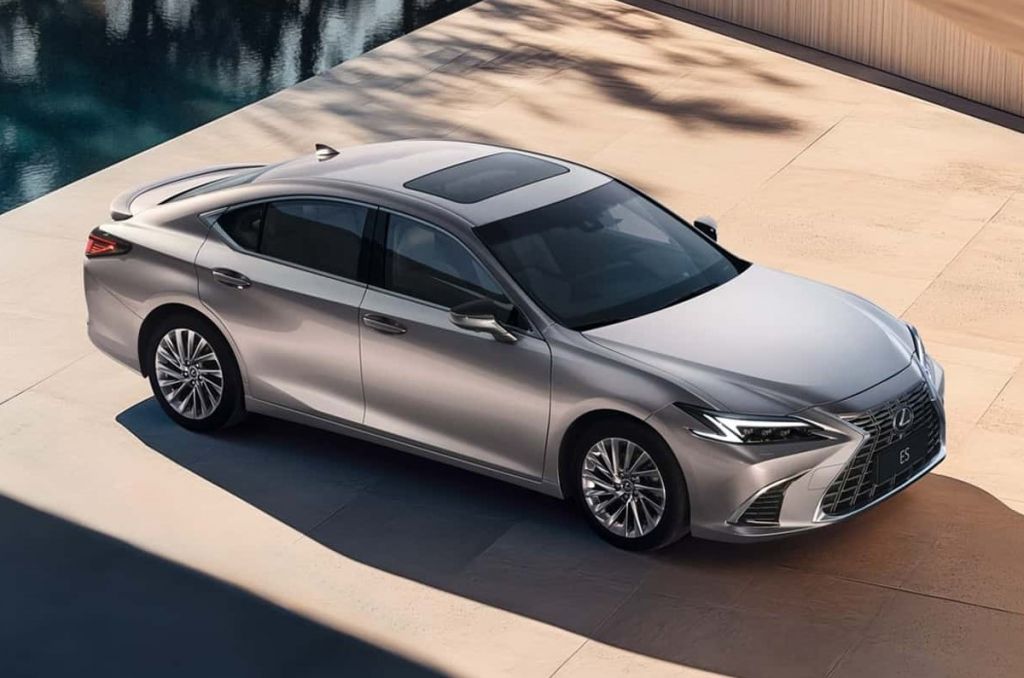 Lexus ES facelift front