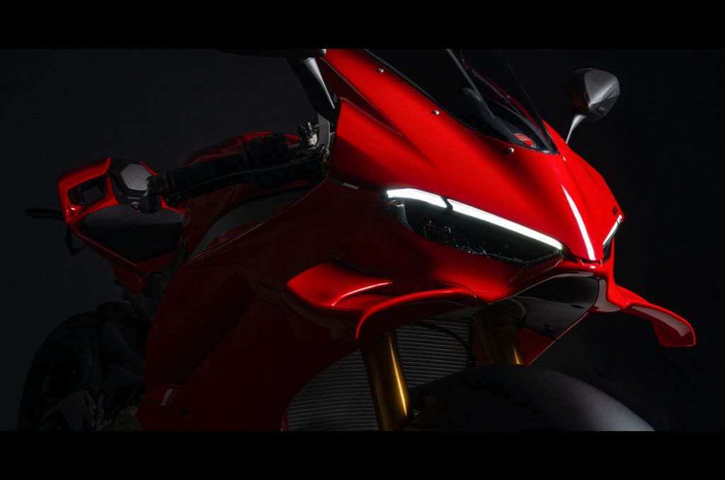 2025 Ducati Panigale V4 teased 