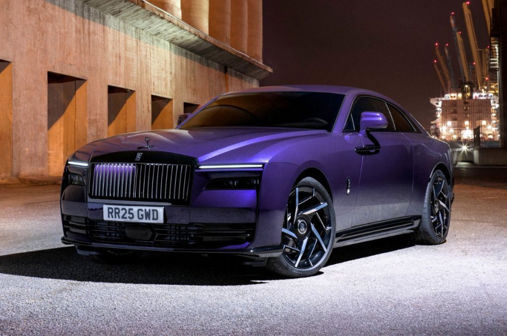 Rolls Royce Spectre Black Badge reveal